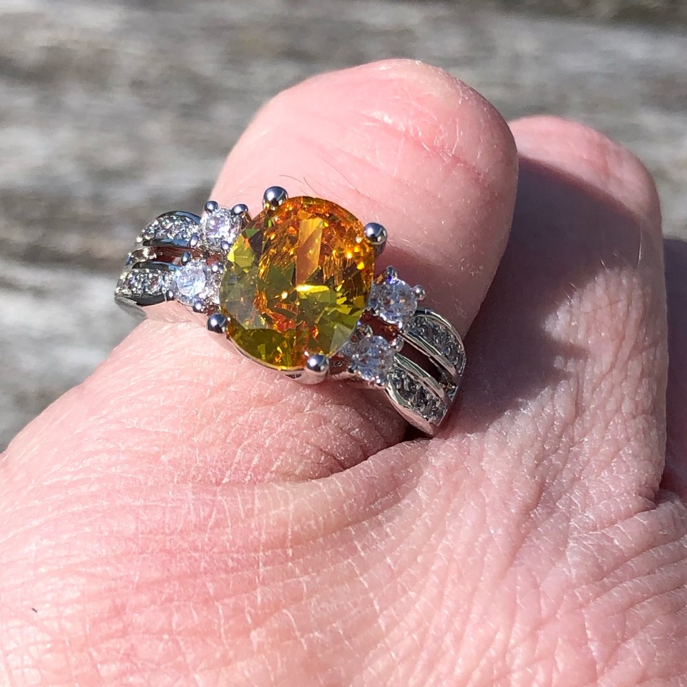 - Oval Citrine Double Crystal Band Ring SZ 6.5! NEW!